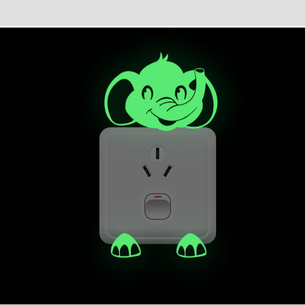 Светящаяся наклейка на переключатель, мультяшная наклейка для домашнего декора, наклейка на стену, украшение для детской комнаты