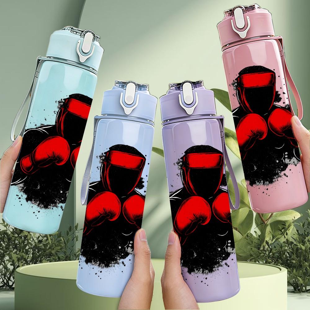 1PC Boxing Fighter Silhouette 750ml Color Plastic Sports Water Bottle Leakproof Flip Straw Lid Suitable for Sports Office Home Use