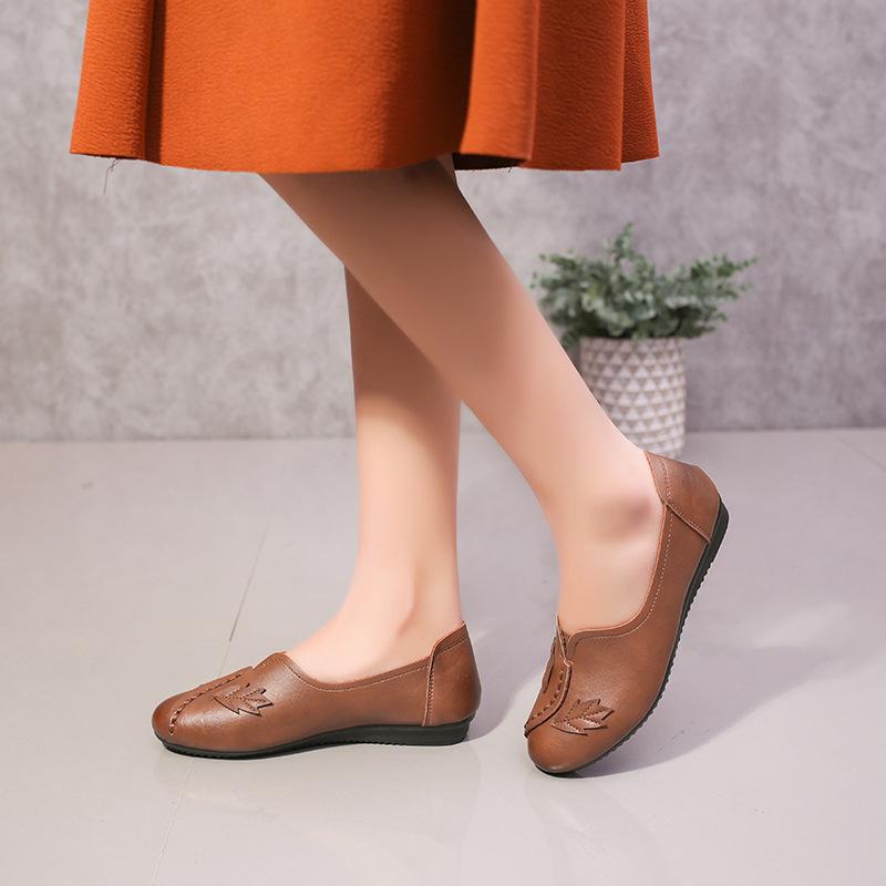2025 новые туфли для мам одинарные туфли на плоской подошве четырехсезонная обувь для женщин среднего и пожилого возраста обувь Doudou женская