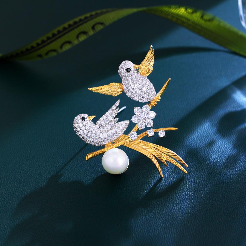 Легкая Роскошь Двойная Сорока Золотой Шелк Птица Золотое Покрытие Стиль Знаменитости Брошь Костюм Платье Декоративная Булавка Брошь