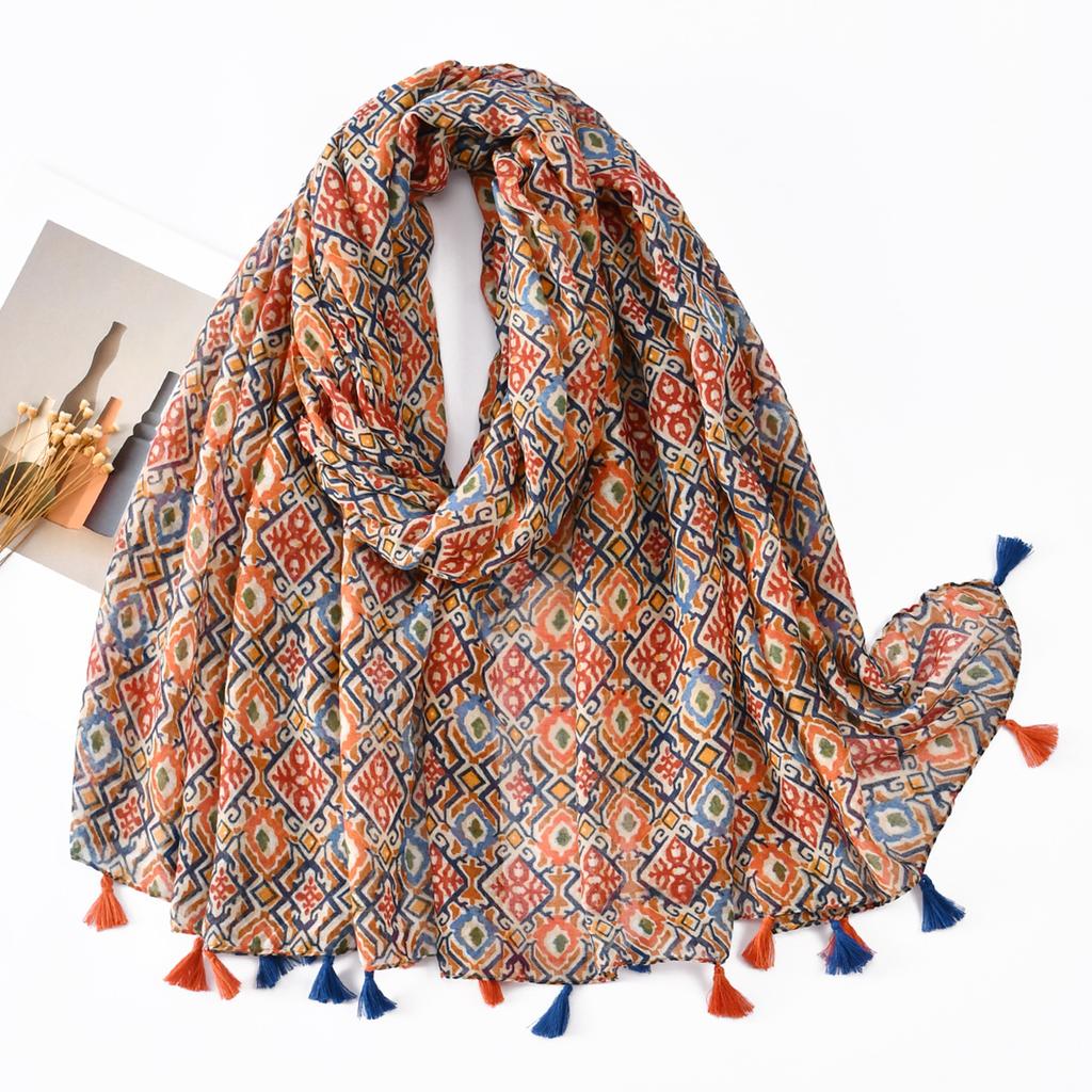 Fresh and Elegant Red Petal Mixed Printed Tassel Scarf for Women Cotton and Linen Scarf for Travel Decorative Shawl