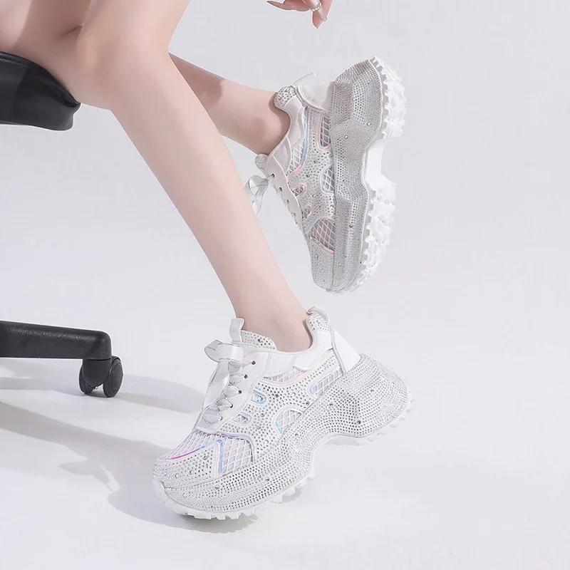 Мода 7см Летние Роскошные Дизайнерские Женские Кроссовки Daddy со Стразами Толстая Подошва Сетка Розовые Милые Женские Тенниски на Платформе Весна