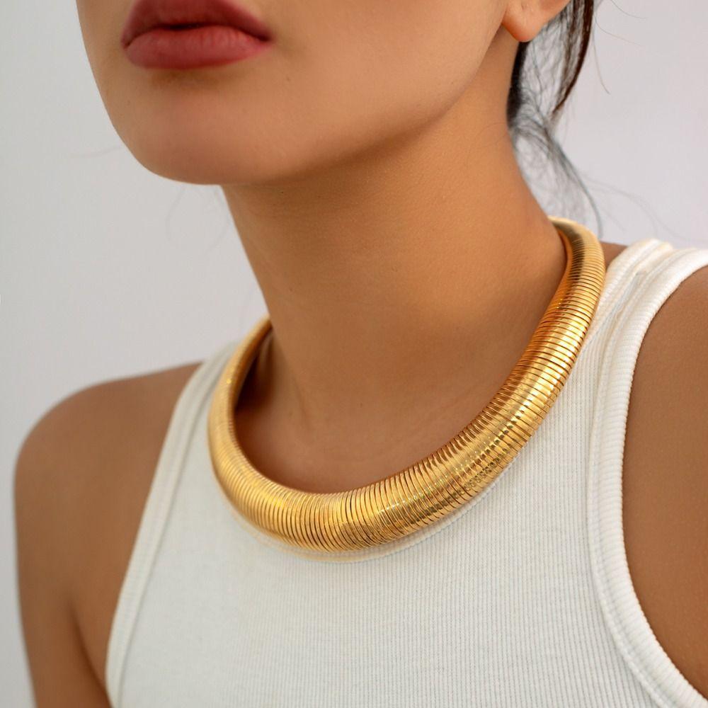 Geometric Snake Bone Line African Collar Punk Necklace New Geometric Metal Collarbone Necklace