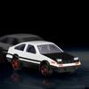 Swing And Drift with the Car Model Car Decoration Die Cast Alloy Boys Toys Cars Pull Back Car Ornaments Interior
