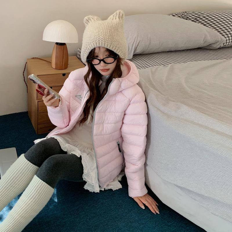 Женская новая однотонная толстовка с капюшоном, ветрозащитная, легкая, утолщенная, пушистая, теплая, свободного кроя, из высококачественной ткани, повседневная спортивная хлопковая одежда