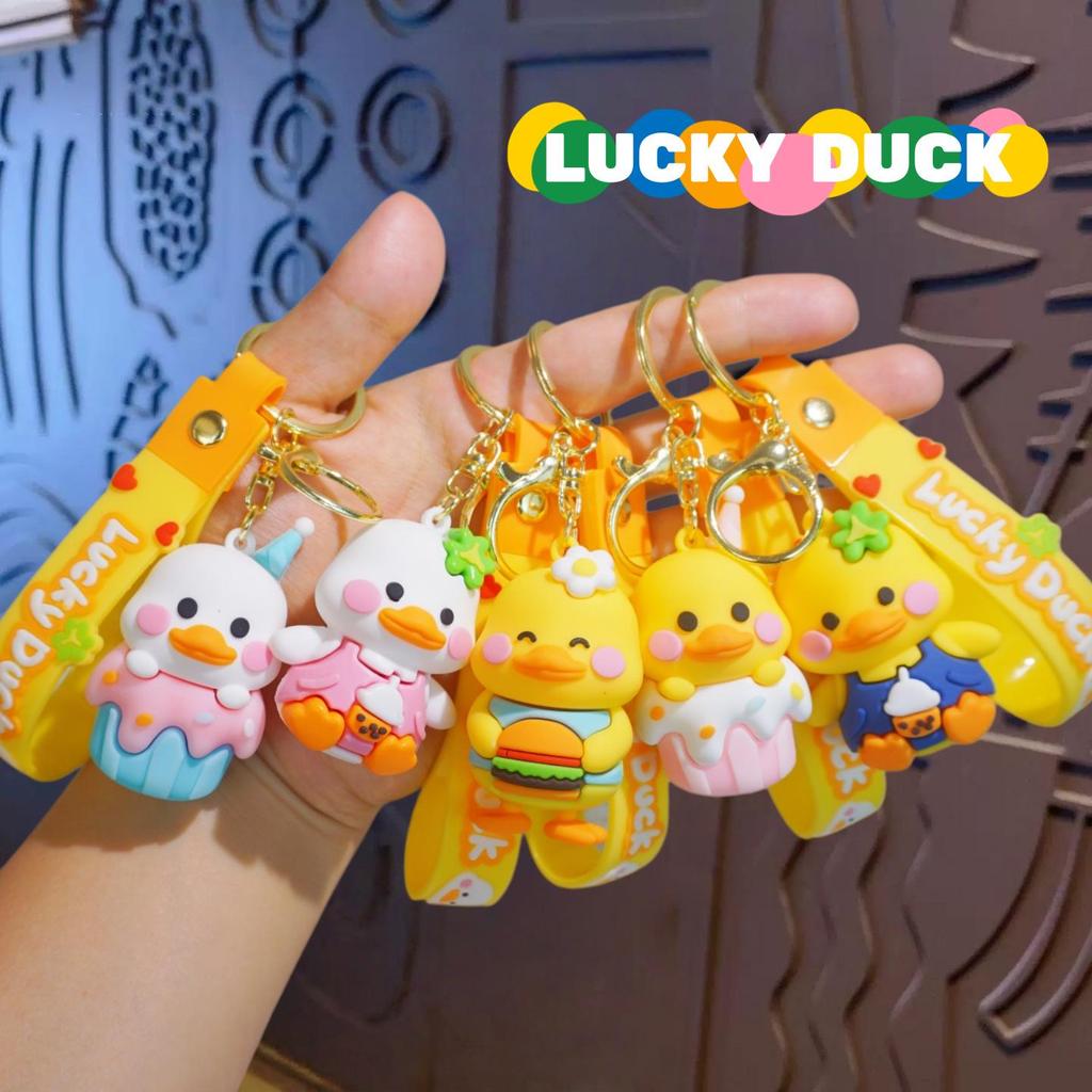 Очаровательный брелок-утка: Мягкий резиновый брелок-персонаж животного для сумок, автомобилей и многого другого
