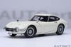 AUTOart Toyota 2000GT 1967 Готовая модель 79546 (белый)