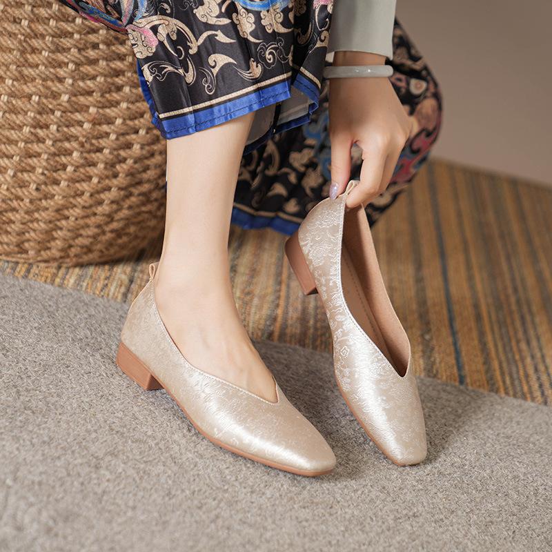 Модная женская летняя обувь с квадратным носком, золотисто-зеленые балетки, элегантные женские туфли Мэри Джейн с принтом и текстурой, повседневные туфли с пряжкой, большой размер 34-43