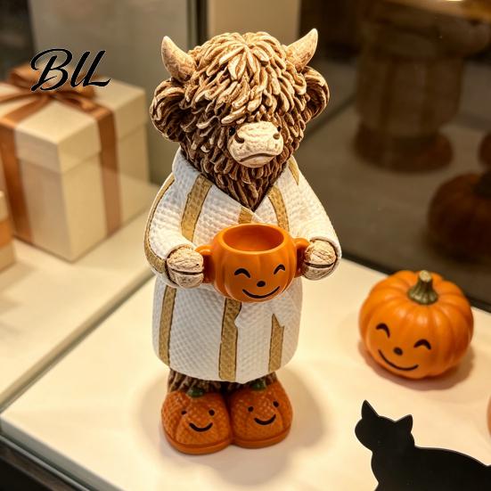 Decorative Highland Cattle Collectibles Halloween Cow Figurine, Resin Statue with Pumpkin Mug, Party Table Centerpieces Farmhouse Fall Tabletop Decor