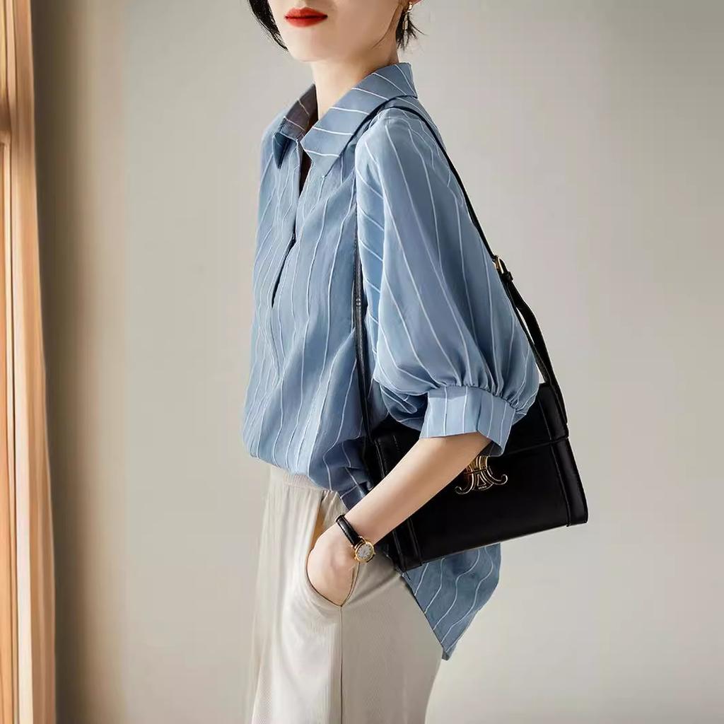 Автономный и Свободный Топ с Рукавами-Фонариками и Необычной Полоской