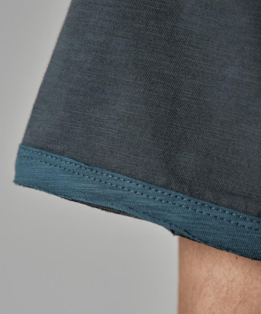 WAAR M1086 Low-Cut Contrast Round Short Sleeve T-Shirt_Charcoal