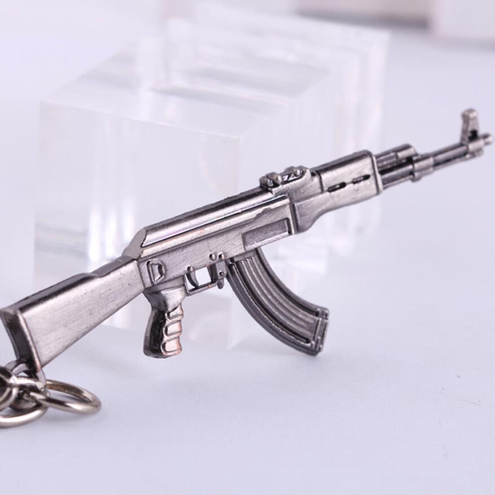 6CM Key Buckle Mini M4A1 AK47 Pendant Metal Keychain Keyring Pendant Gift
