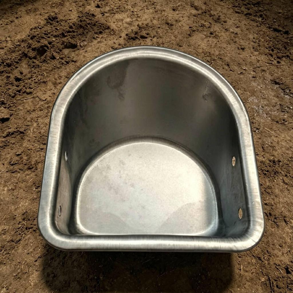 Multifunction Livestock Feeder Stainless Steel Automatic Water Bowl Sheep Pig Cow Trough for Barn or Stable Use
