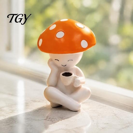 Whimsical Room Accessories Meditation Mushroom Resin Figurine, Cute Red Statue for Desk Office Soft Aesthetic Bedroom Decor Living Tabletop