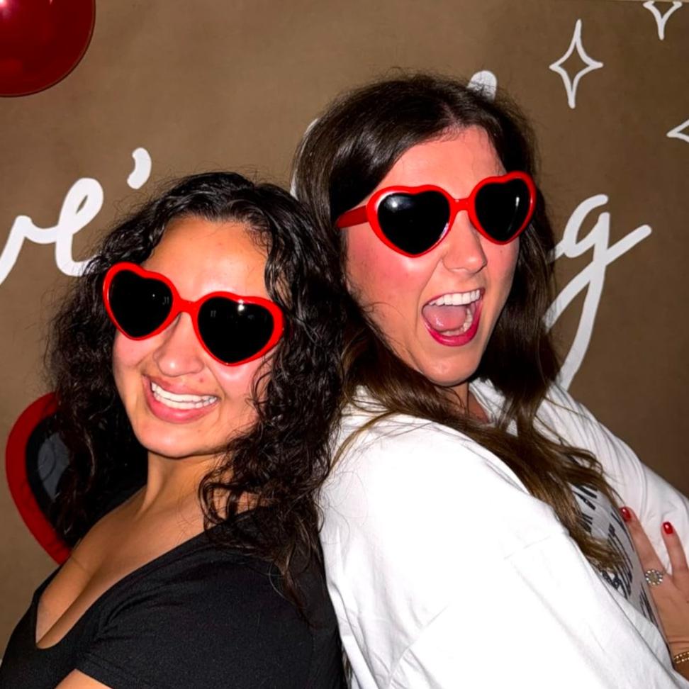 Набор из 12 штук Неоновые цвета Форма сердца Сувениры для вечеринки Солнцезащитные очки Унисекс Хэллоуин и Рождественский реквизит