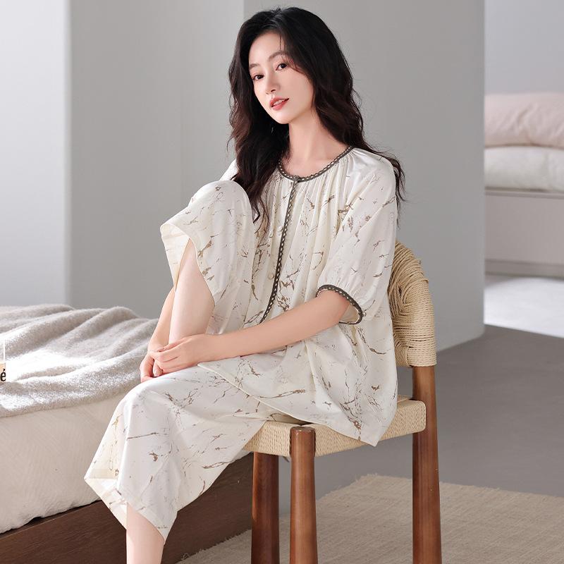 Pajamas Women's Summer Modal Short Sleeve Cropped Pants Women's Summer 1011 New Ice Silk Mom Loungewear