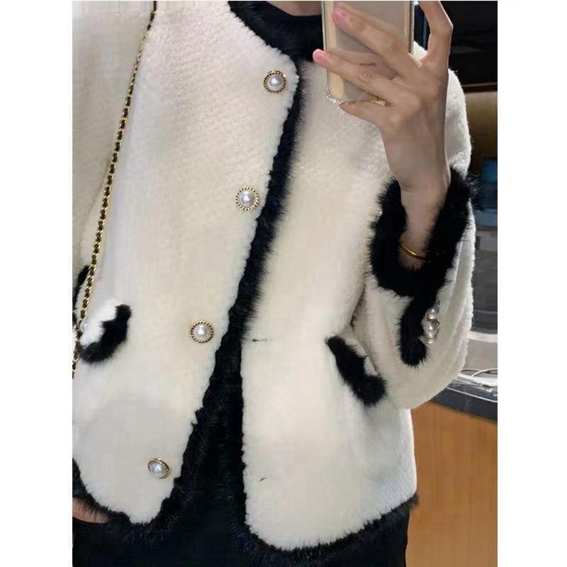 Thickened Imitation Lamb Wool Small Fragrant Coat for Ladies, Light Luxury Autumn and Winter New Style, Short Style Fur for Small People
