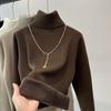 Осень и зима, новый стиль, бархатный утолщенный ворс, нижний свитер с высоким воротником для женщин, 2024, внутренний вязаный свитер, пуловер в западном стиле, топ