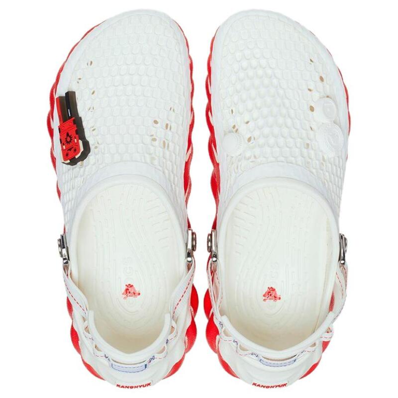 KANGHYUK x Crocs модные шлепанцы из ЭВА для мужчин и женщин в белом и красном цвете