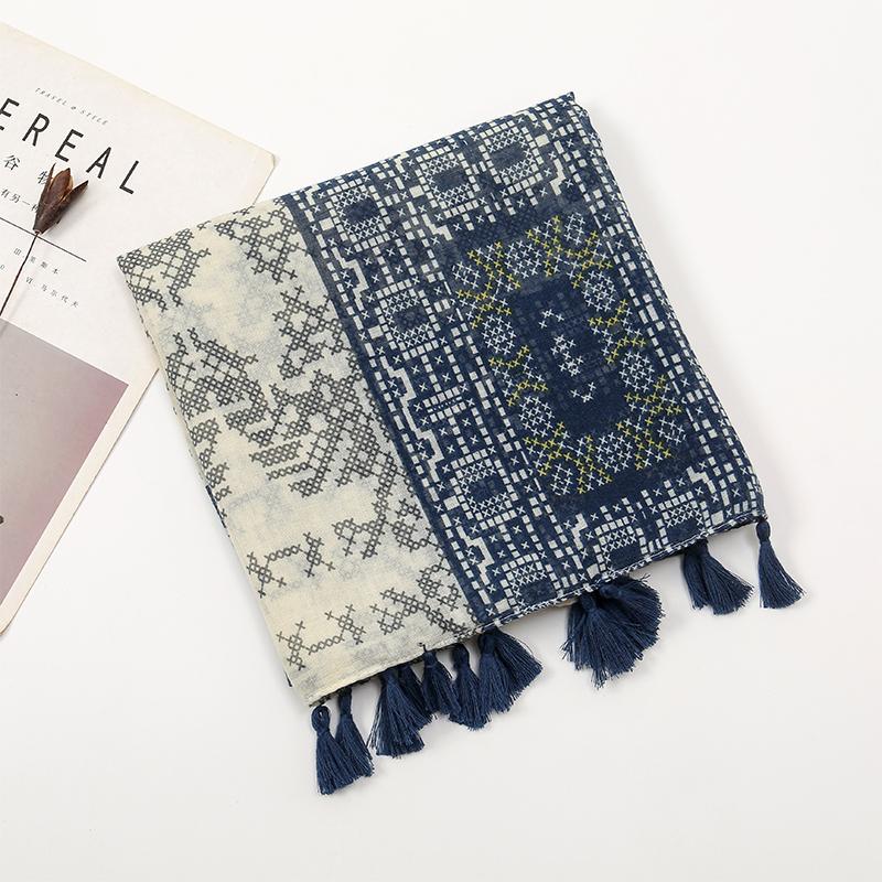 Designer Brand Women Scarf Classical Print Lady Shawls Cotton Feeling Soft Oversize Hijabs Neck Headband Tassel Foulard