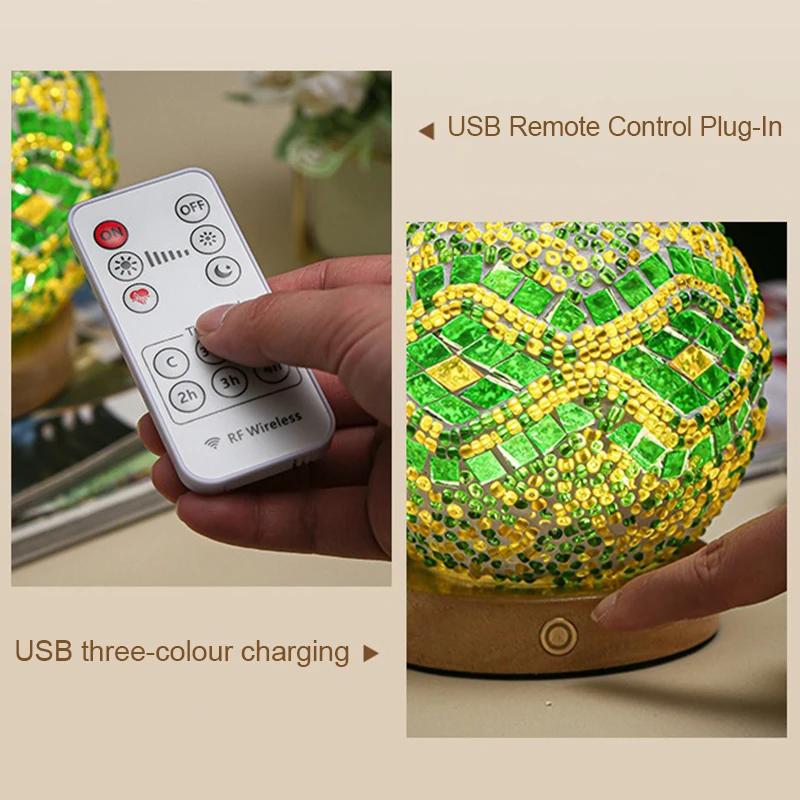 Богемская светодиодная настольная лампа USB кнопка Теплое диммирование Витражное стекло Национальный стиль Для домашнего бара Декор спальни Креативная светодиодная настольная лампа