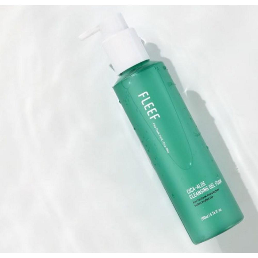 FLEEF Cica Aloe Acne Relief слабокислотная очищающая гель-пенка, 200 мл, 2 шт.