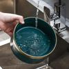 Керамическая миска для питомца на деревянной подставке