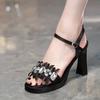 Сказочные сандалии на ветру женские 2025 стразы цветок пряжка на одном слове высокий каблук женский толстый каблук универсальные водонепроницаемые туфли женские