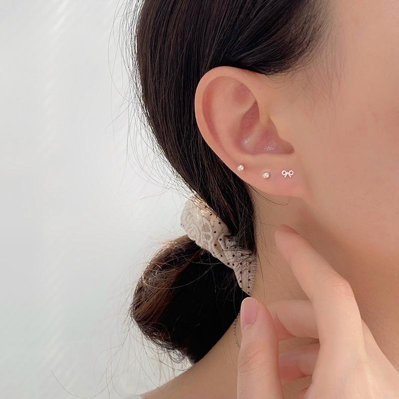 Серьги-бантики принцессы на ходу, женщины с милыми, симпатичными, универсальными и нежными серьгами Ins