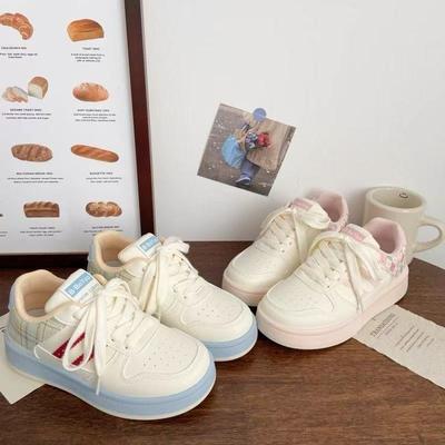 Женская обувь – Кроссовки