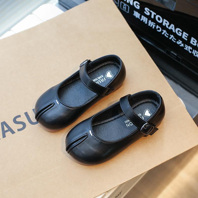 Новые детские модные повседневные туфли для девочек, нескользящие, универсальные, мягкие, с круглым носком, детские, простые, неглубокие, Мэри Джейн, шикарные, дышащие, милые