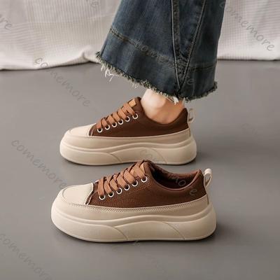 Празднуйте 2025 Весна Новые Кроссовки на Толстой Подошве для Женщин Повседневные Плоские Увеличивающие Рост Смешанные Цвета Досуг Спорт Женская Обувь