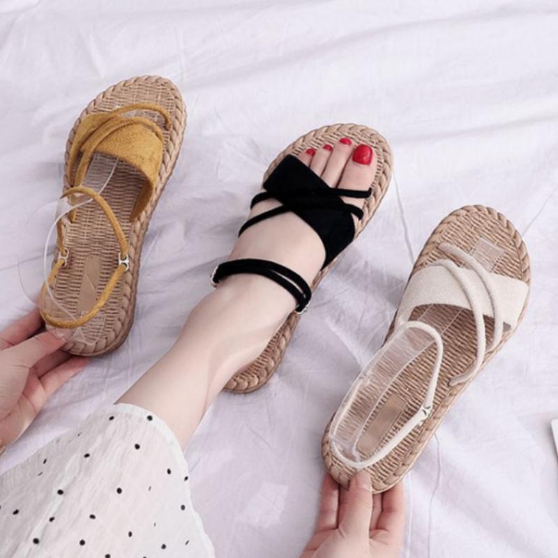 Женские сандалии 2024 года, новые модные корейские тапочки, женские повседневные плоские повседневные ретро-римские сандалии, пляжные сандалии для отдыха на открытом воздухе, сандалии для женщин