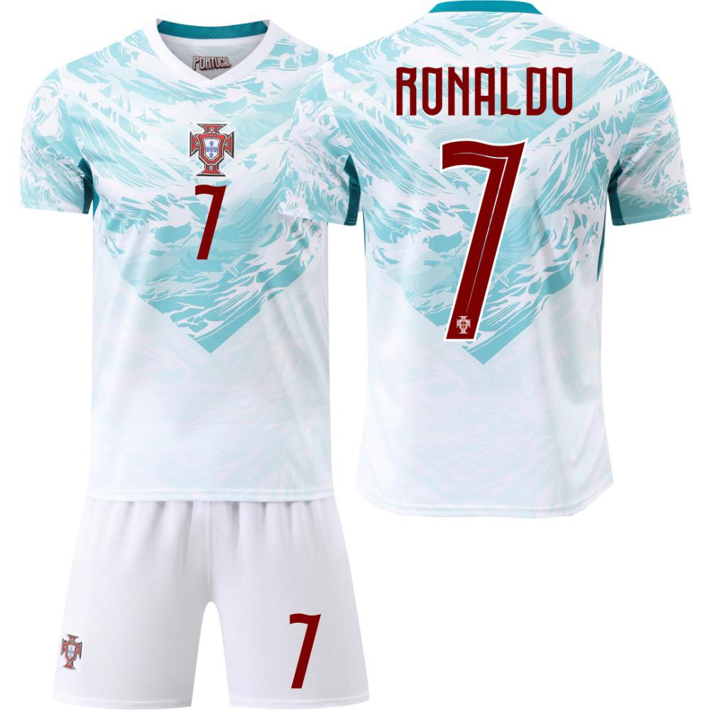 Выездная форма сборной Португалии на Чемпионат мира 2026: Джерси CR7 и Бруну Фернандеша для детей