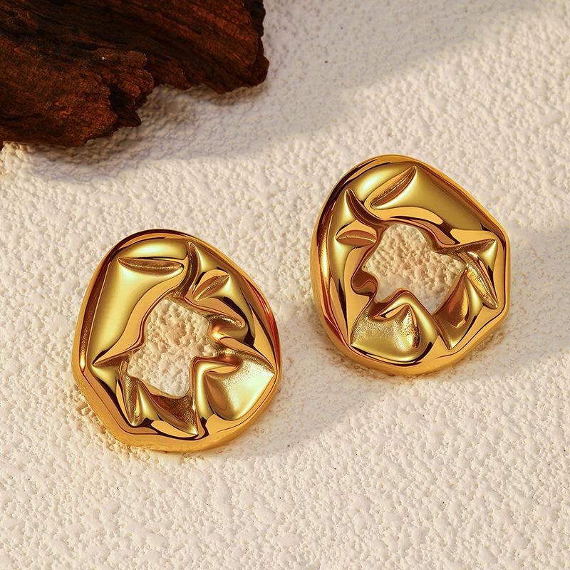 Chen He does not fade jewelry women's high-end light luxury stainless steel earrings titanium steel stud earrings gold circle earrings