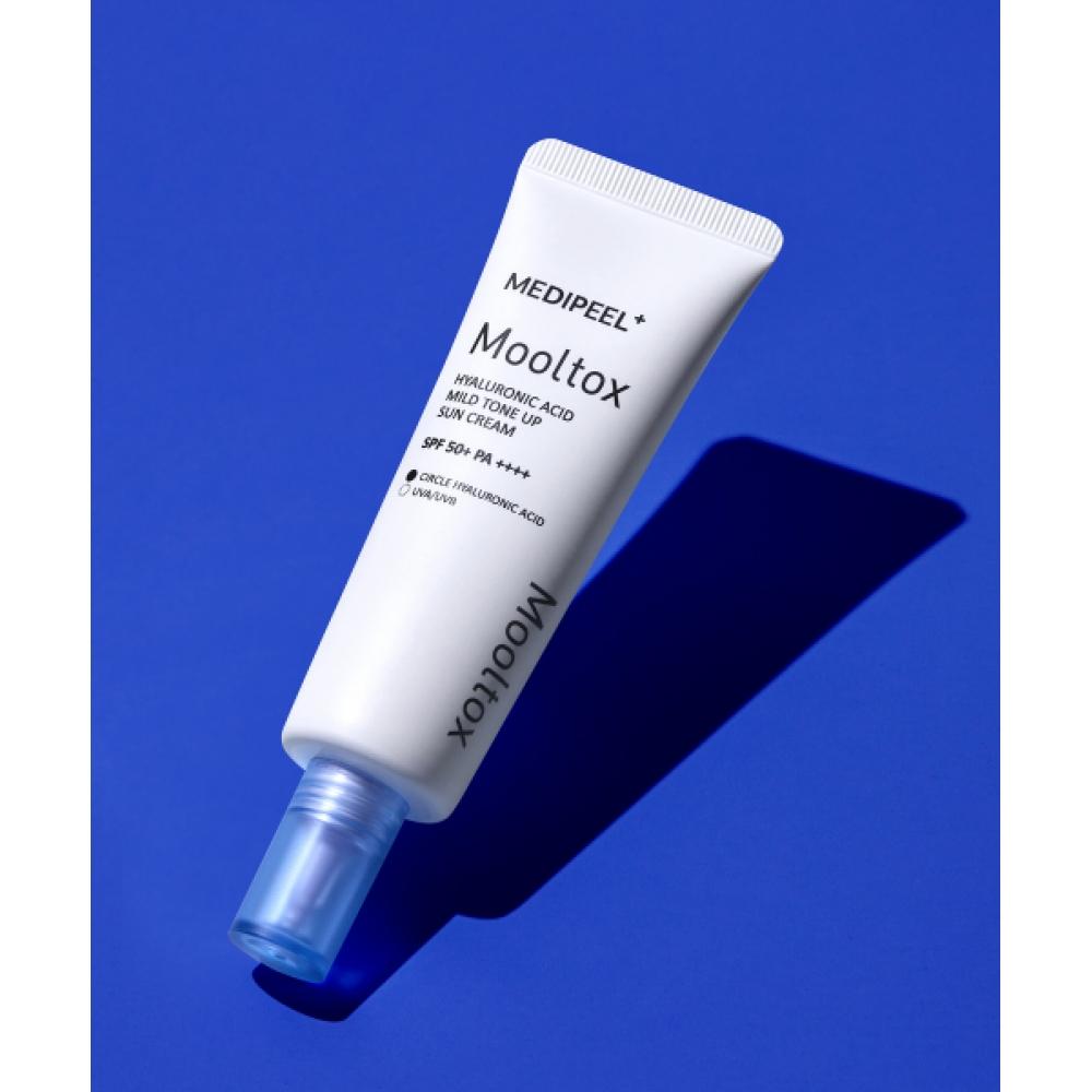 Medipeel Солнцезащитный крем с мягкой коррекцией тона кожи и гиалуроновой кислотой Water Tox 50 г