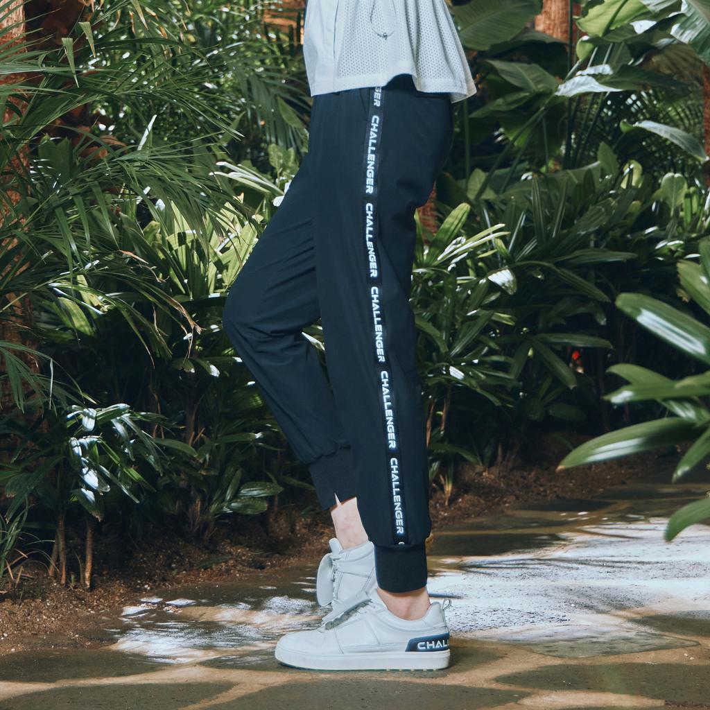 CHALLENGER Side Logo Nylon Spandex Women'S Jogger Pants Black