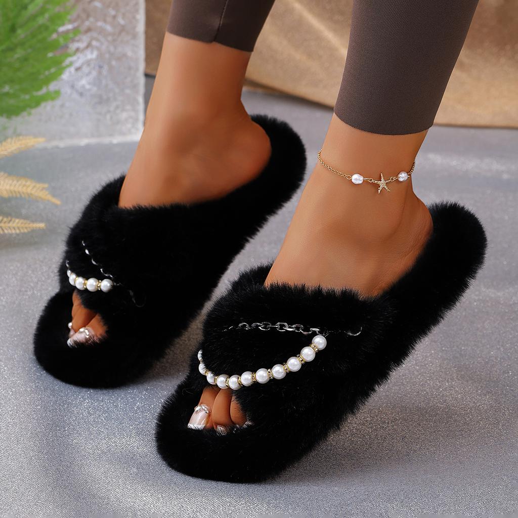 Luxury Pearl Chain Decoration Short Plush Slides Women 2025 Autumn Round Toe Low Heel Slippers Warm Faux Fur Outdoor Slippers