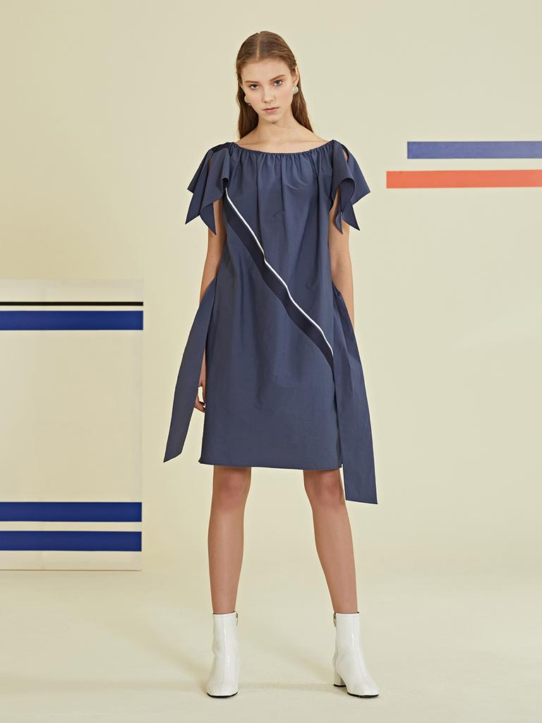 Leuiel Diagonal Line Volume Dress_Blue