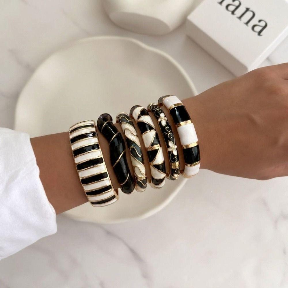 Enamel Enamel Cuff Bangle Black White Floral Zircon Bracelet Party Jewelry Bracelet Party Occasion
