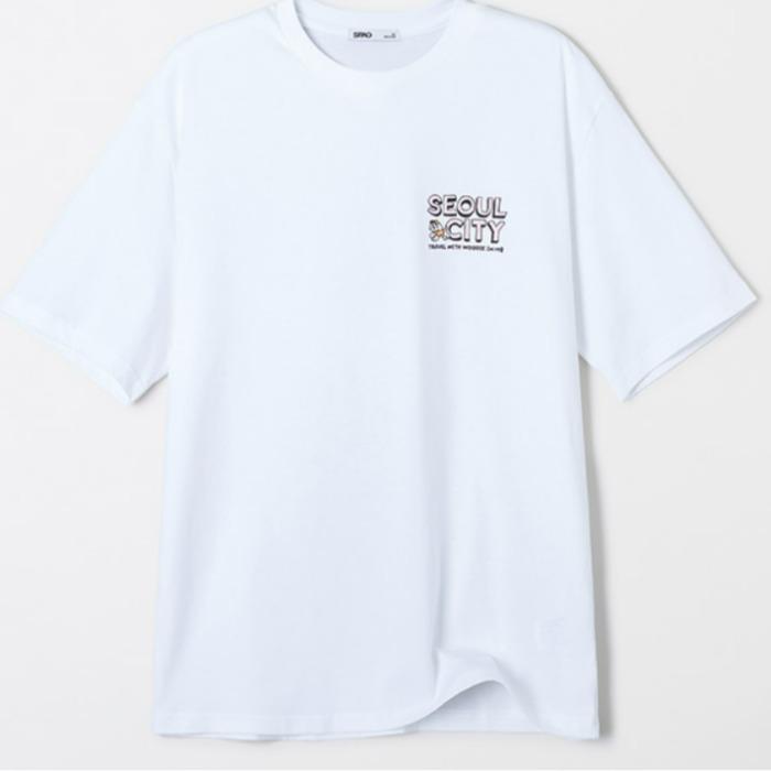 Футболка с коротким рукавом Spao “Woody Seoul Tour” – Белая.
