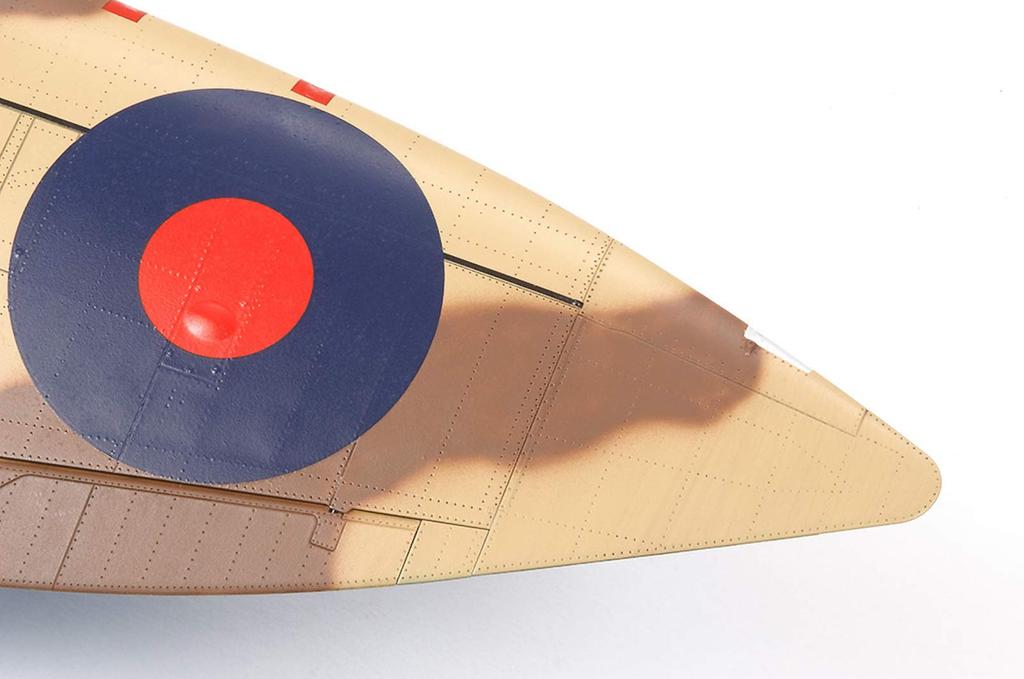 Tamiya Aircraft Series Royal Air Force Supermarine Spitfire Plastic Model 60320 1/32 No.20 Mk.VIII