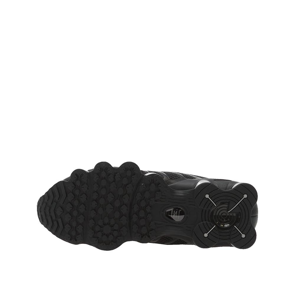 Footwear Type + Nike + shox tl