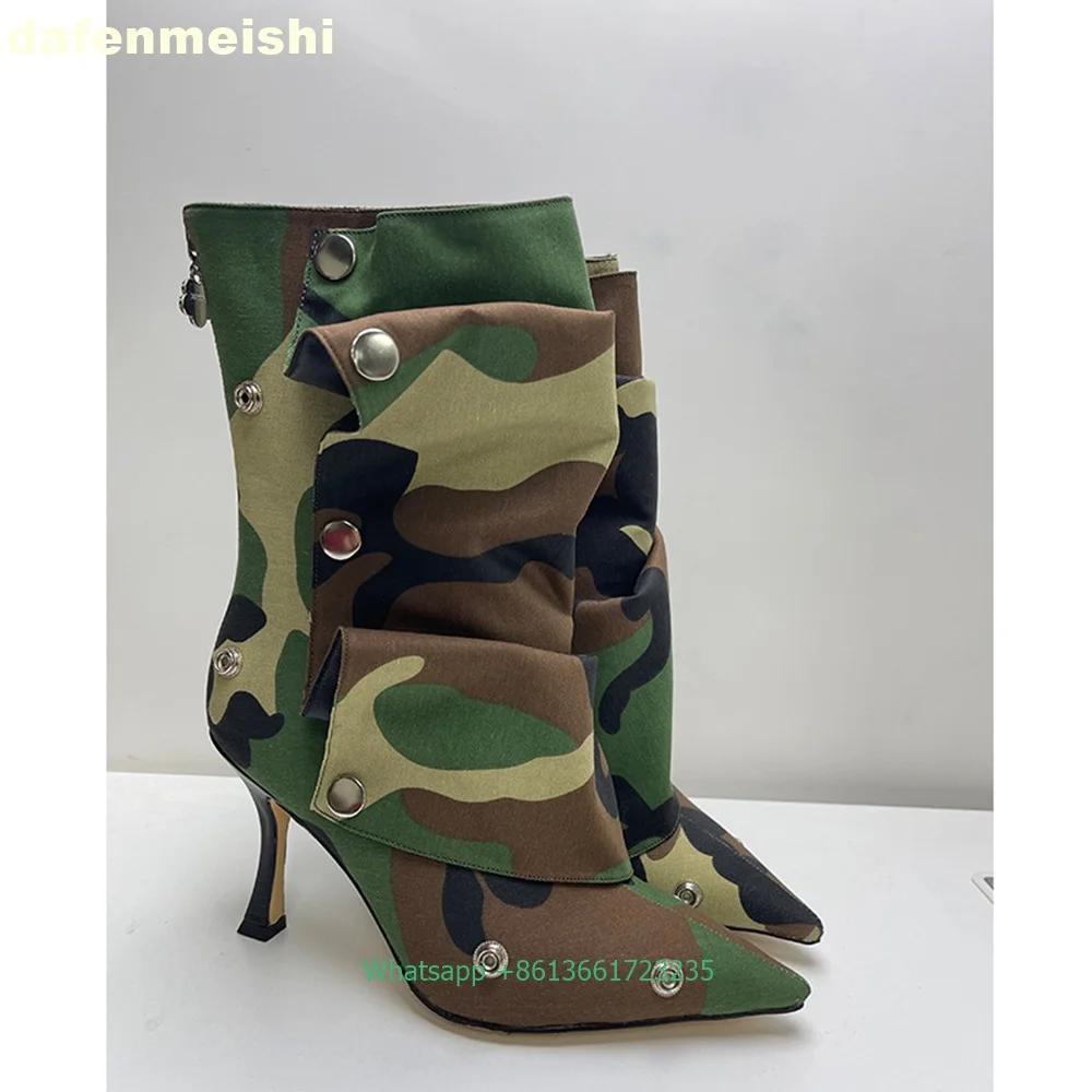 Металлическая пряжка-заклепка Плиссированные женские ботинки 2025 Зима Острый носок Тонкий каблук Короткие ботинки Однотонные Задняя молния Кожаные ботинки