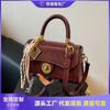 Premium Sense Portable Small Square Bag Women's New Popular Versatile Shoulder Messenger Bag Retro Commuter Bag