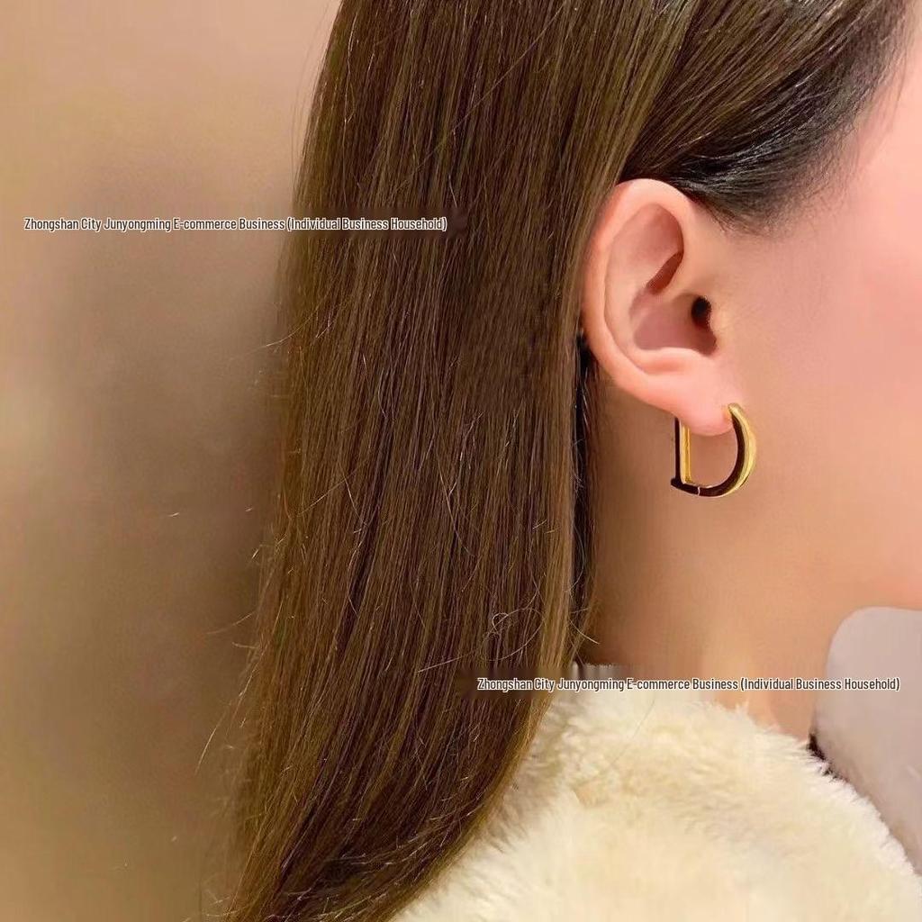 Высококачественные жемчужные пусеты D-jia: Уникальный дизайн для женщин со сменными крупными и мелкими жемчужинами.