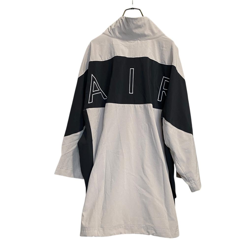 Подержанная футболка с коротким рукавом NIKEShort sleeve shirt Gurege/black Нейлон мужская