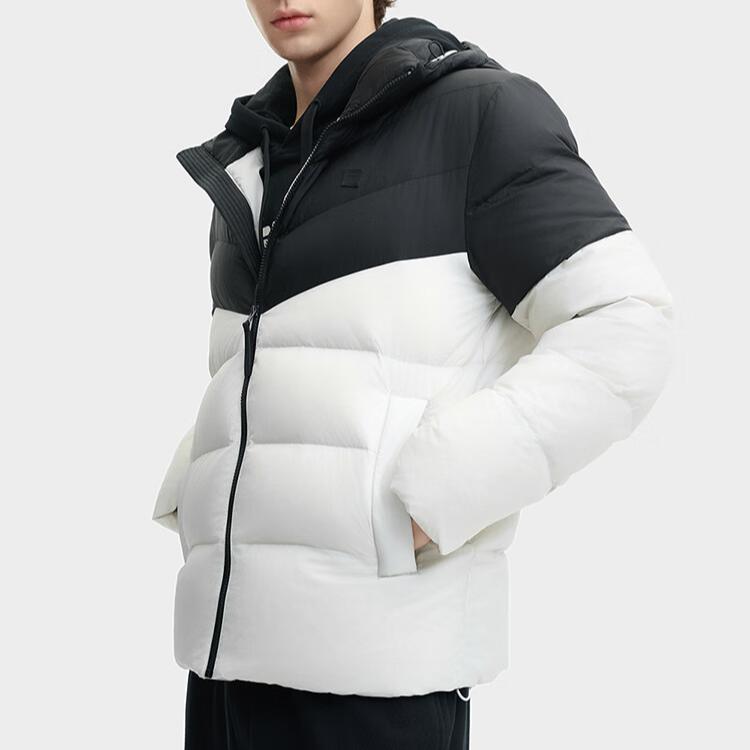 Fila Оригинальная Модная Повседневная Теплая Пуховая Куртка с Капюшоном в Стиле Колорблок Мужская Верхняя Одежда Светло-Голубая Серая F51M449901F-GY