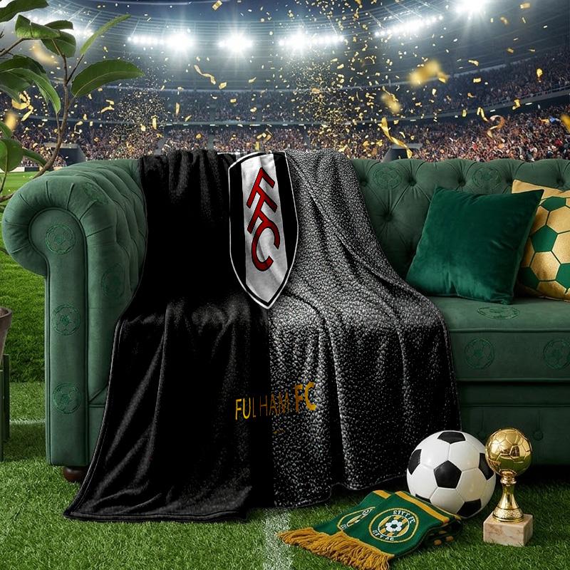 Fulham Football Crest Throws Blanket Flannel Blankets Plush for Couch Bed Gifts for Men Women Travel picnic blanket Christmas fan gifts