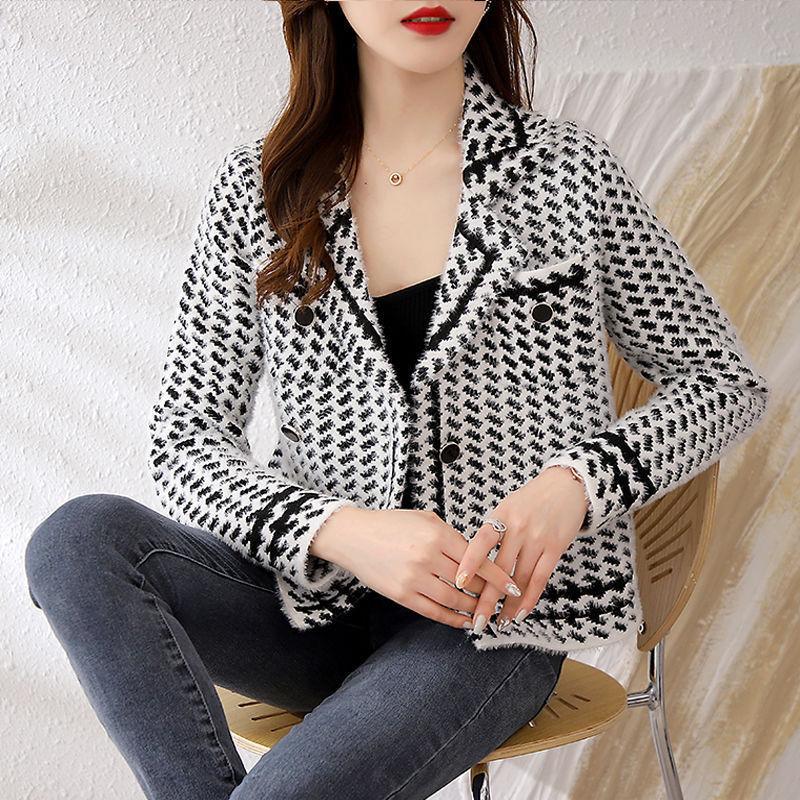 Модная шуба из водной норки: Короткий вязаный кардиган для миниатюрных женщин осенью и зимой, свободный и универсальный.